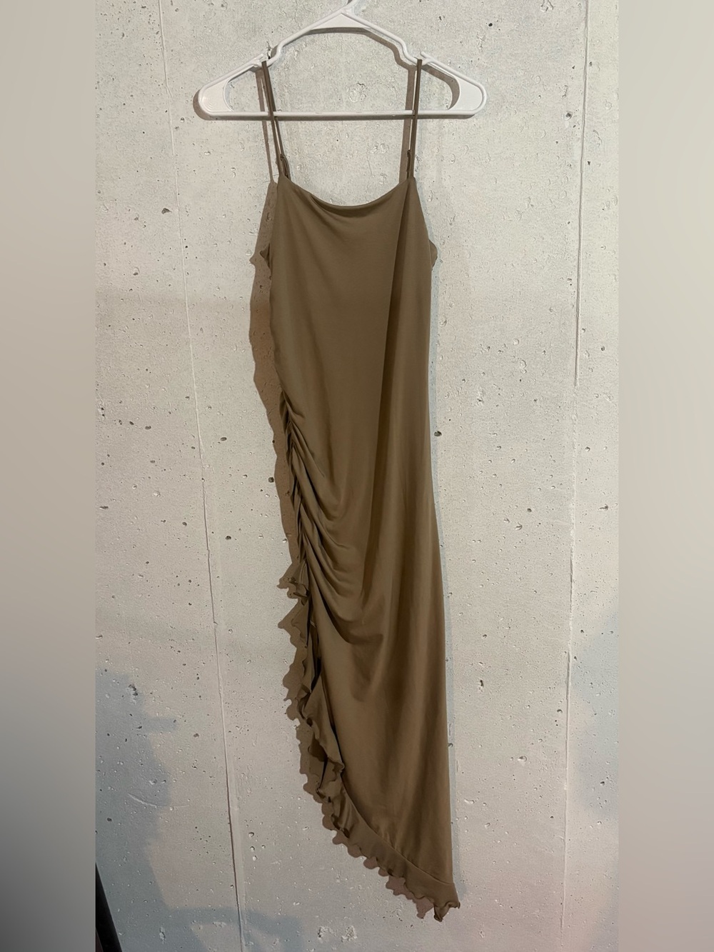 Urban Heritage Ruffle Trim Bodycon Dress | Size: Medium